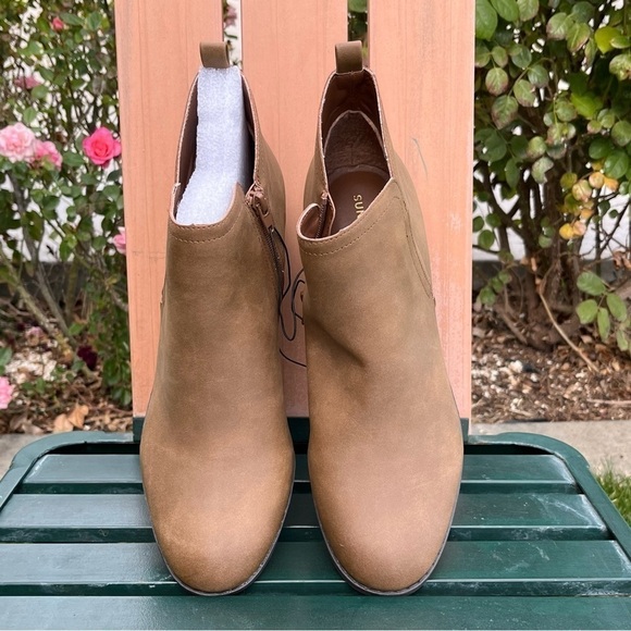 Sun + stone cadee vegan leather booties nwot - Picture 2 of 7